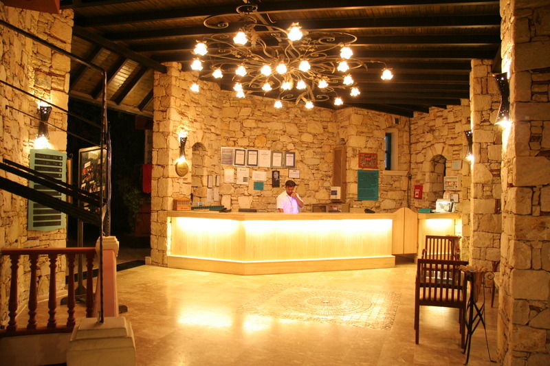 Grand Aquarium Apart İçmeler Dış mekan fotoğraf