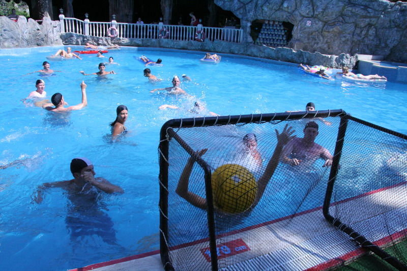 Grand Aquarium Apart İçmeler Dış mekan fotoğraf
