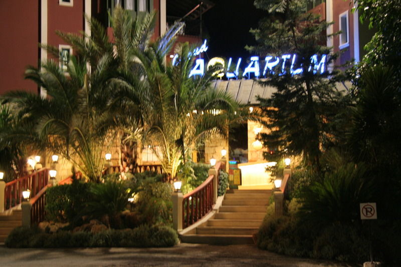 Grand Aquarium Apart İçmeler Dış mekan fotoğraf