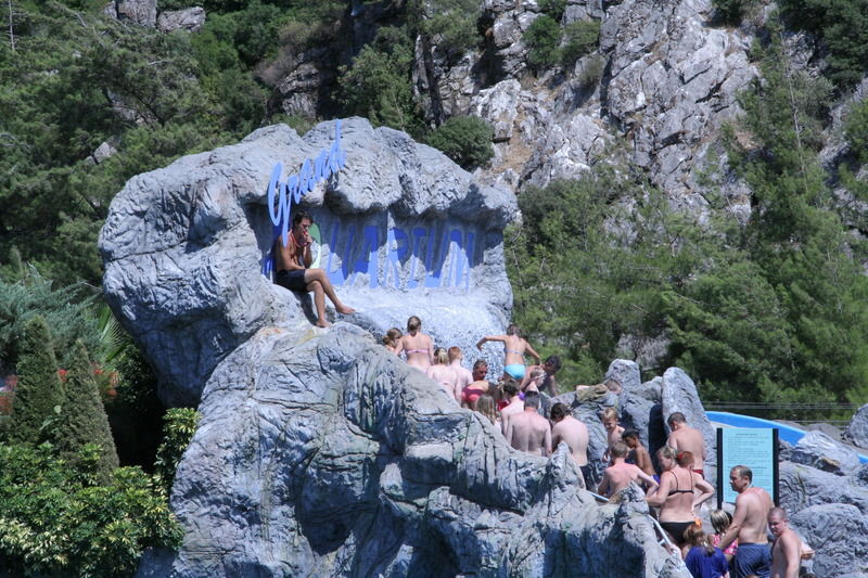 Grand Aquarium Apart İçmeler Dış mekan fotoğraf