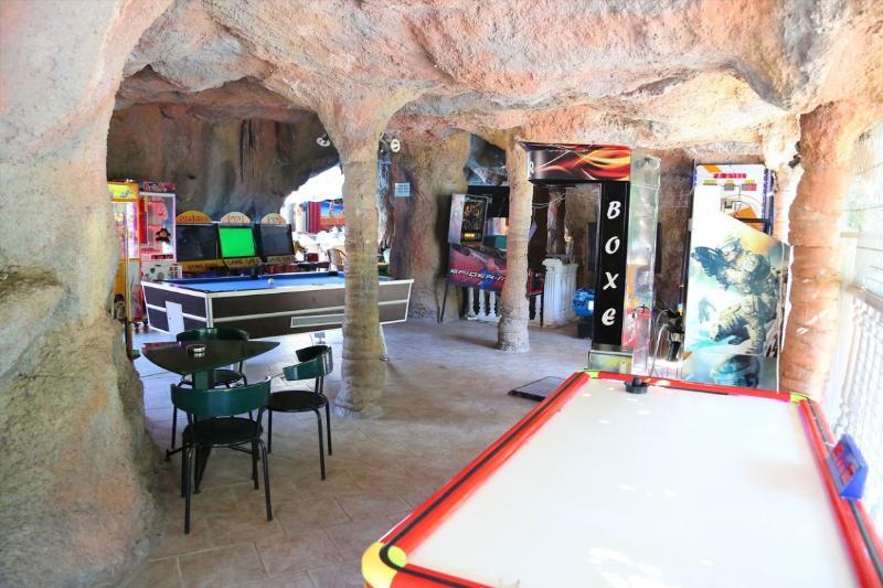 Grand Aquarium Apart İçmeler Dış mekan fotoğraf