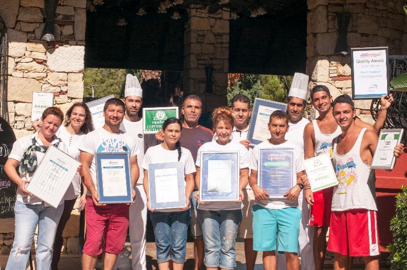 Grand Aquarium Apart İçmeler Dış mekan fotoğraf